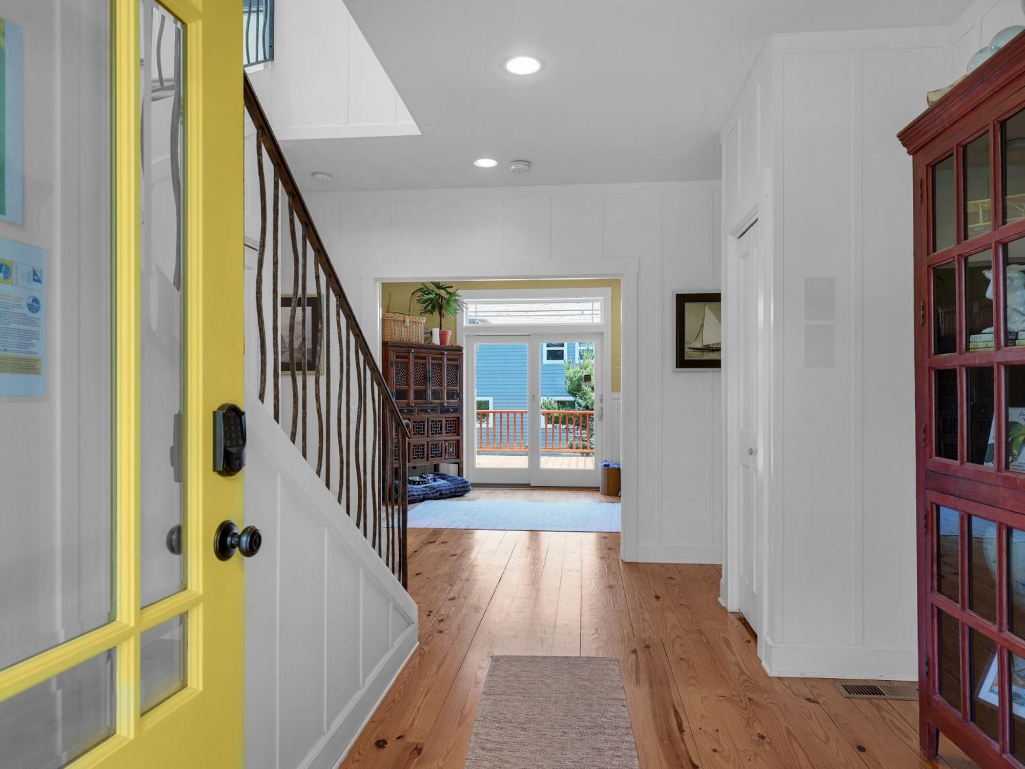 Pacific Northwest Beach House 5G Ev Charger Dog 기어하트 외부 사진