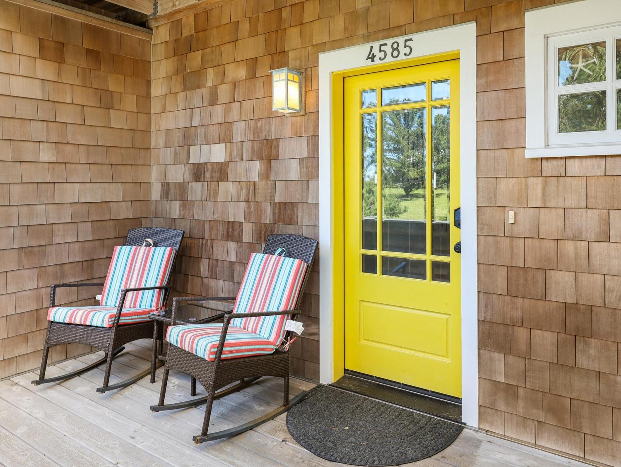Pacific Northwest Beach House 5G Ev Charger Dog 기어하트 외부 사진