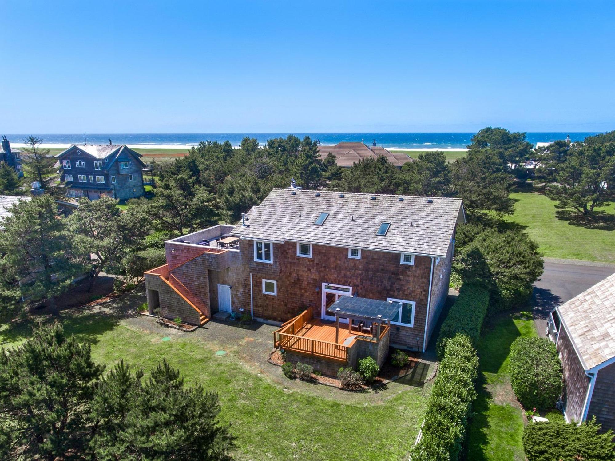 Pacific Northwest Beach House 5G Ev Charger Dog 기어하트 외부 사진