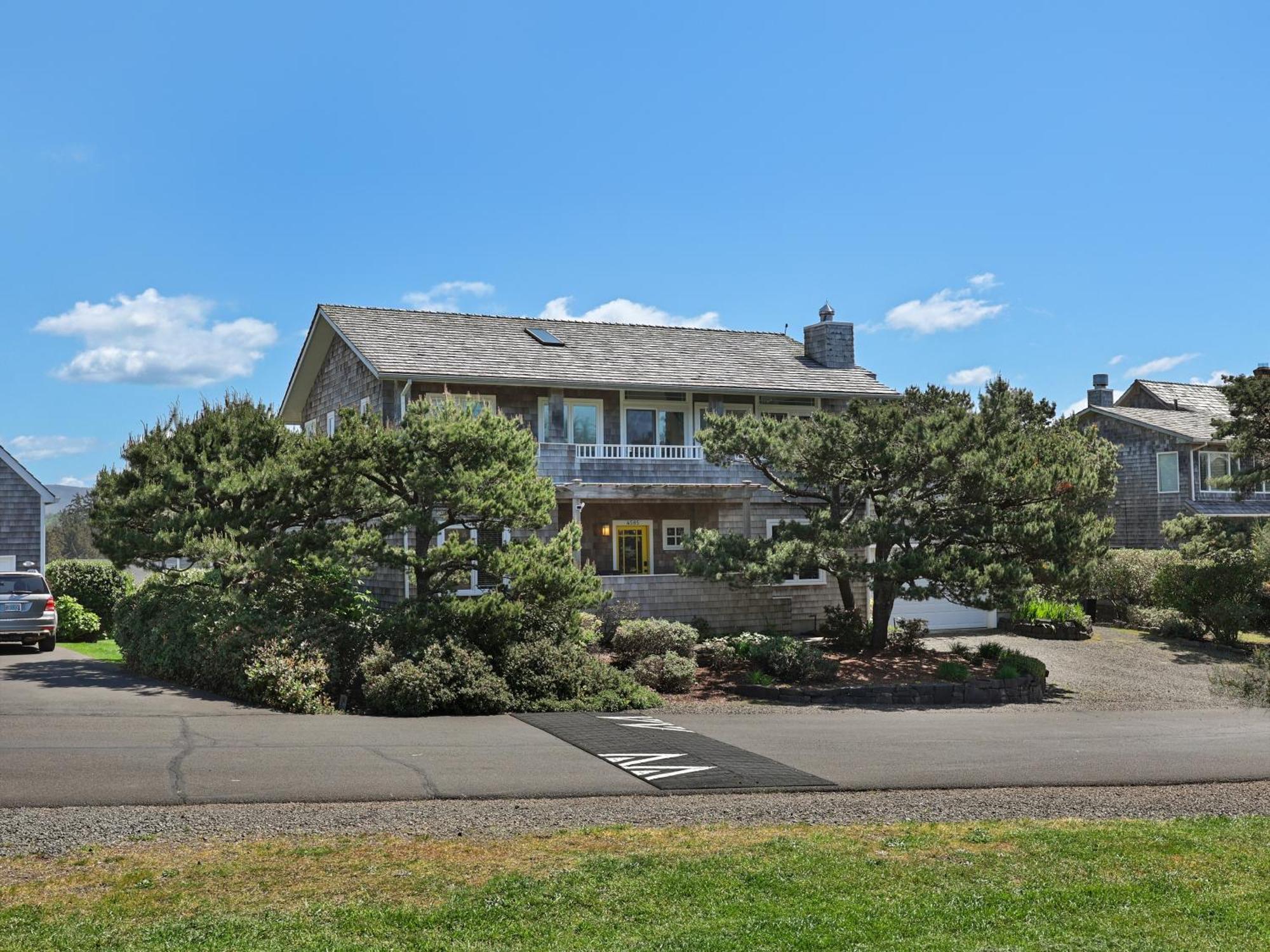 Pacific Northwest Beach House 5G Ev Charger Dog 기어하트 외부 사진
